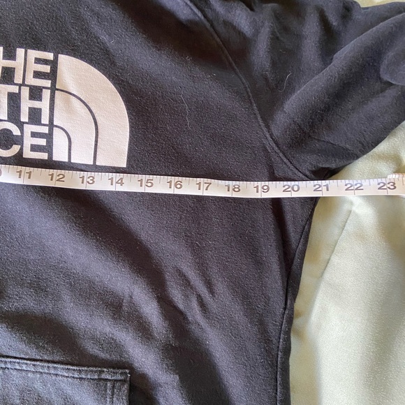 The North Face Black Hoodie - Picture 4 of 5